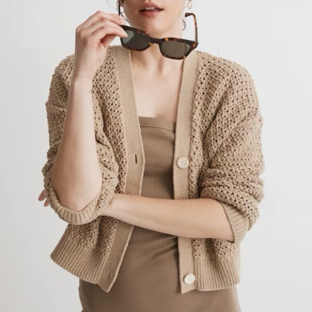 Madewell open-stitch V-neck crop cardigan sweater. 🤎